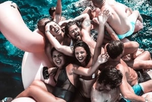 Ibiza: Auringonlaskun venebileet rajoittamattomilla juomilla ja DJ:llä