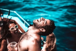 Ibiza: Auringonlaskun venebileet rajoittamattomilla juomilla ja DJ:llä