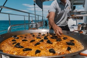 Ibiza: Excursión en barco a Formentera con barra libre y paella