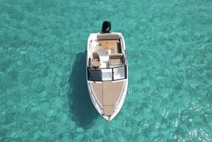 Ibiza: Lej en båd, langs bugter eller Formentera & højdepunkter