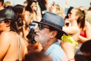 Ibiza: Bottomless Brunch at Ibiza Boat Club with Drinks & DJ