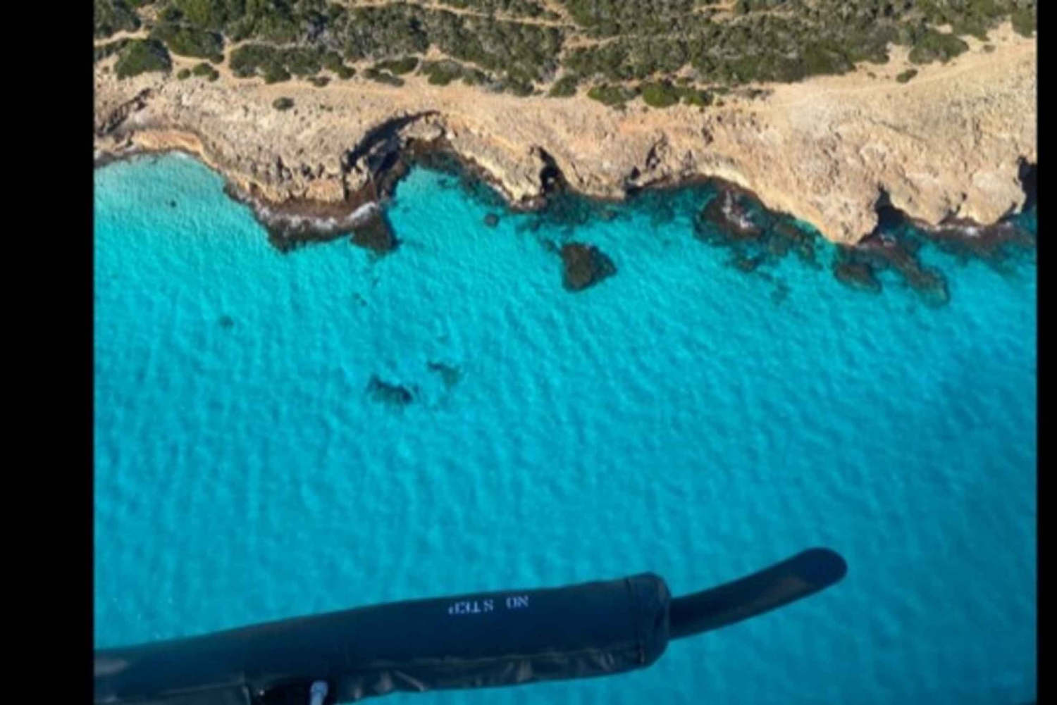 Ibiza: Atemberaubender Hubschrauberflug ' Es Vedra/Formentera'