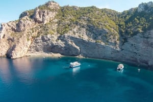 Ibiza: Cala Salada i północ z napojami i snorkelingiem