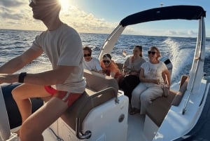 Ibiza: Capelli 775 Private South Coast Highlights Boat Tour