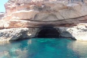 Ibiza: Privat båttur med grotte og strandhopping