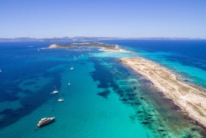 Ibiza: Premium Cruise naar Formentera met eten en drinken