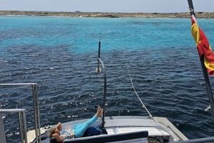 IBIZA: escursione in barca a Illetas con paella e bevande
