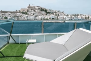 イビサ：フォルメンテラ島への電気フェリーでのフェリー航路