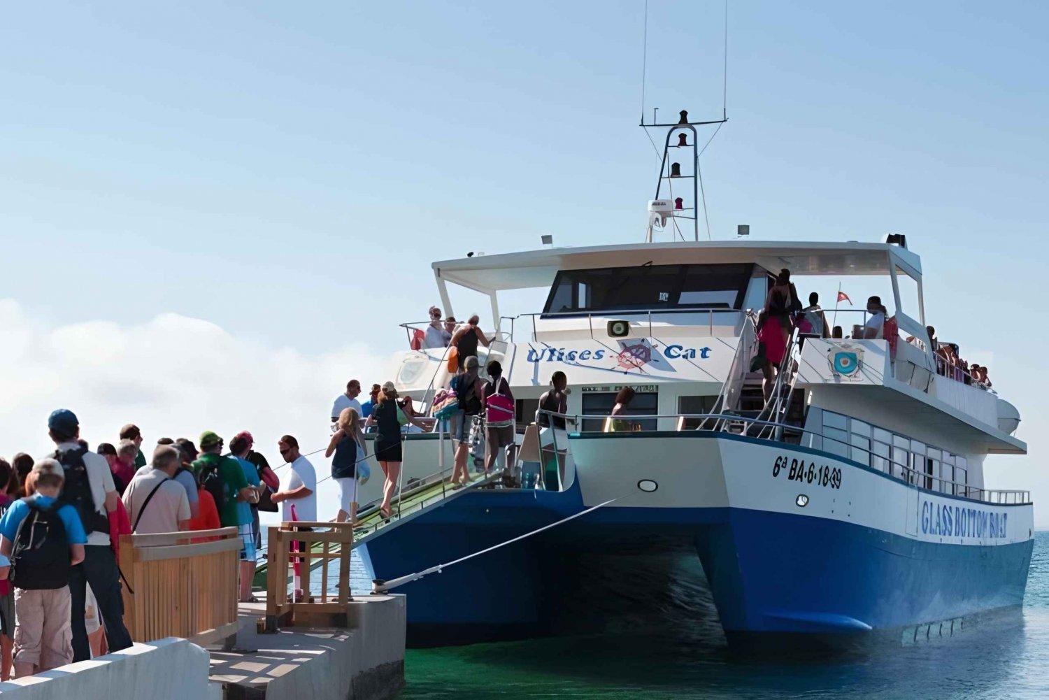 Ibiza: Figueretas Dock Retourtransfer naar Formentera