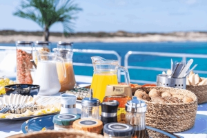 Ibiza: Formentera Floating Spa Ritual – Swim & Golden Return