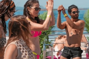 Ibiza: całodniowa wycieczka łodzią na Formenterę z lunchem i nurkowaniem z rurką