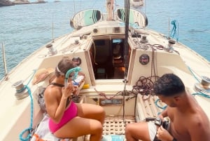 Ibiza: Całodniowa wycieczka żaglówką na Formenterę z wiosłowaniem
