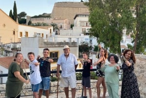 Ibiza: Wycieczka z przewodnikiem po Dalt Vila z warsztatem rękodzieła