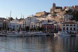 IBIZA nocna wycieczka po Dalt Vila z oficjalnym przewodnikiem