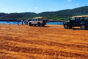 Ibiza : exploration de l'île en jeep