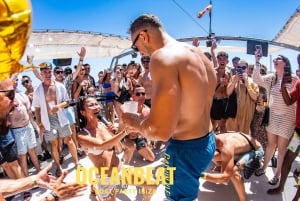 Ibiza: Ocean Club Bootfeest met eersteklas drankjes, eten en DJ