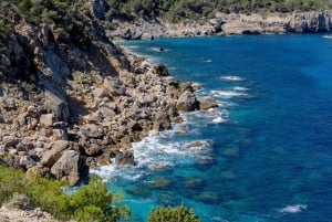 Ibiza: Private Wanderung mit ortskundigem Guide