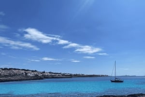 Ibiza: Relaxing Day Sail with Swim Stop & Drinks