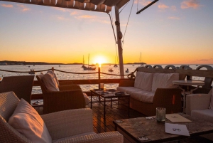 Ibiza’s #1 Tapas Tour on the Sunset Strip