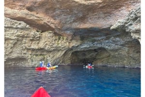 Ibiza: Excursão às cavernas marinhas com caiaque guiado e mergulho com snorkel