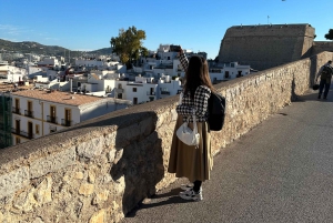 Ibiza: Self-Guided Secrets of ... Gra eksploracyjna