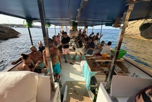 Ibiza: rejs wycieczkowy o zachodzie słońca z sportami wodnymi, otwartym barem i tapas