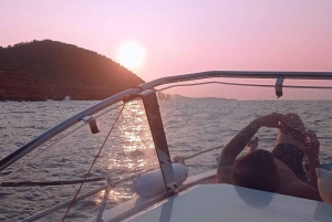 Ibiza: 'sunset' tour from the sea in a private boat