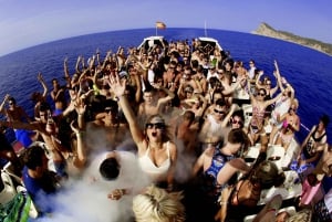 Ibiza Sunset Boat Party with 3hrs Open Bar + 3 Club Entries