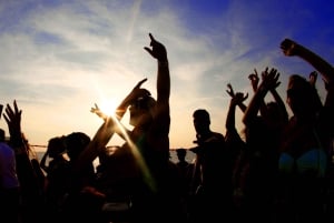 Ibiza Sunset Boat Party with 3hrs Open Bar + 3 Club Entries