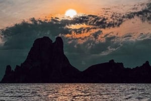 Ibiza: rondvaart rond het eiland Ibiza en zwemmen bij Formentera