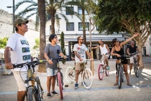 Ibiza bys private guidede sightseeingtur på cykel