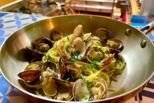 Ibiza Town: Rigatoni Dinner Show with 3-Course Meal & Wine