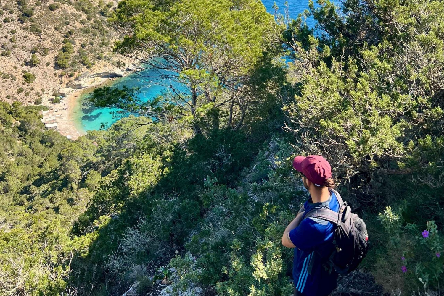 Ibiza: Unplugged – joga, wędrówki i rejs statkiem z Fearne Cotton