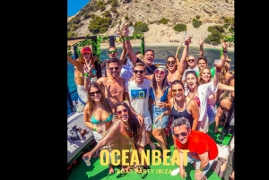 Ибица: VIP-вечеринка на катамаране с барбекю и напитками