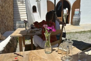 Visite œnologique à Ibiza : dégustation de vins + tapas dans un domaine viticole