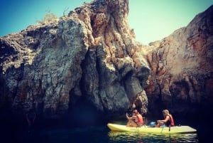 Ibiza: begeleide kajaktocht door Xarraca Bay