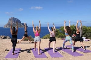 Aventure privée de yoga à Es Vedra