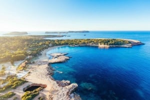 Ibiza : tour privé en bateau avec visite de plusieurs plages et plongée avec tuba