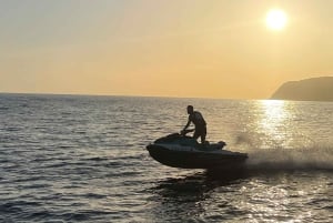 Santa Eulalia: Jetskidtur med valfri delfinsökning