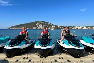 Santa Eulalia: Jetskidtur med valfri delfinsökning