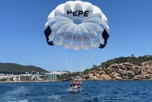 Santa Eulària des Riu: parasailing-boottocht met drankjes