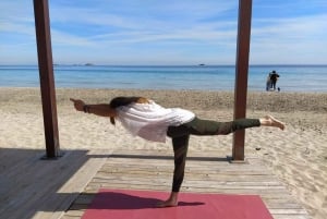 YOGA & MEDITATION AT THE BEACH OR IN THE FOREST