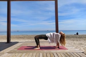 YOGA & MEDITATION AT THE BEACH OR IN THE FOREST