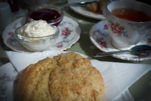 From Brighton: Isle of Wight Full-Day Trip via Portsmouth