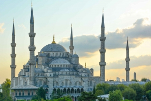 Blue Mosque: Art and Symbolism Guided Group Walking Tour