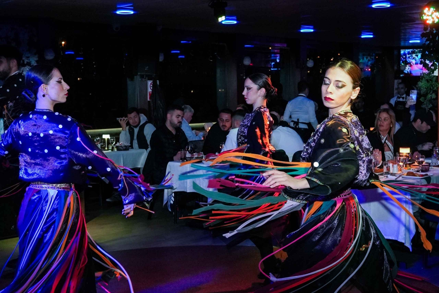 Bosphorus Evening Cruise: Dinner, Shows and Private Table