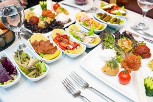 Bosphorus Evening Cruise: Dinner, Shows and Private Table