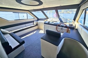 Bosphorus: Sunset Yacht Cruise with Private Yacht