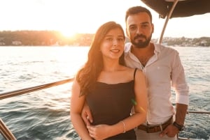 Bosphorus: Sunset Yacht Cruise with Private Yacht