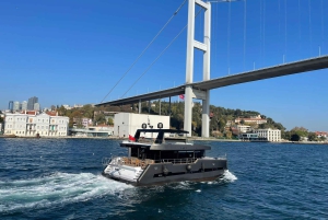 Bosphorus Tour With Lunch